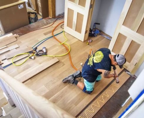 Instalación de pisos de madera maciza